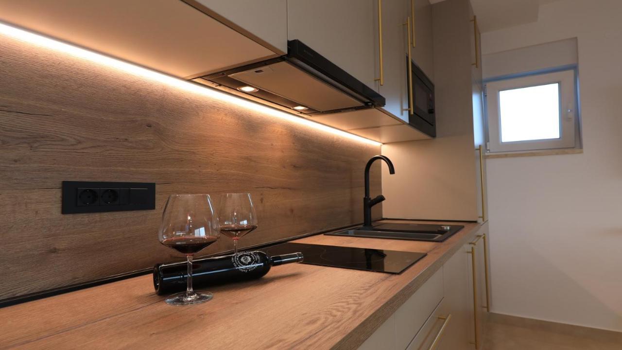 מסלניקה Adastra Apartments מראה חיצוני תמונה
