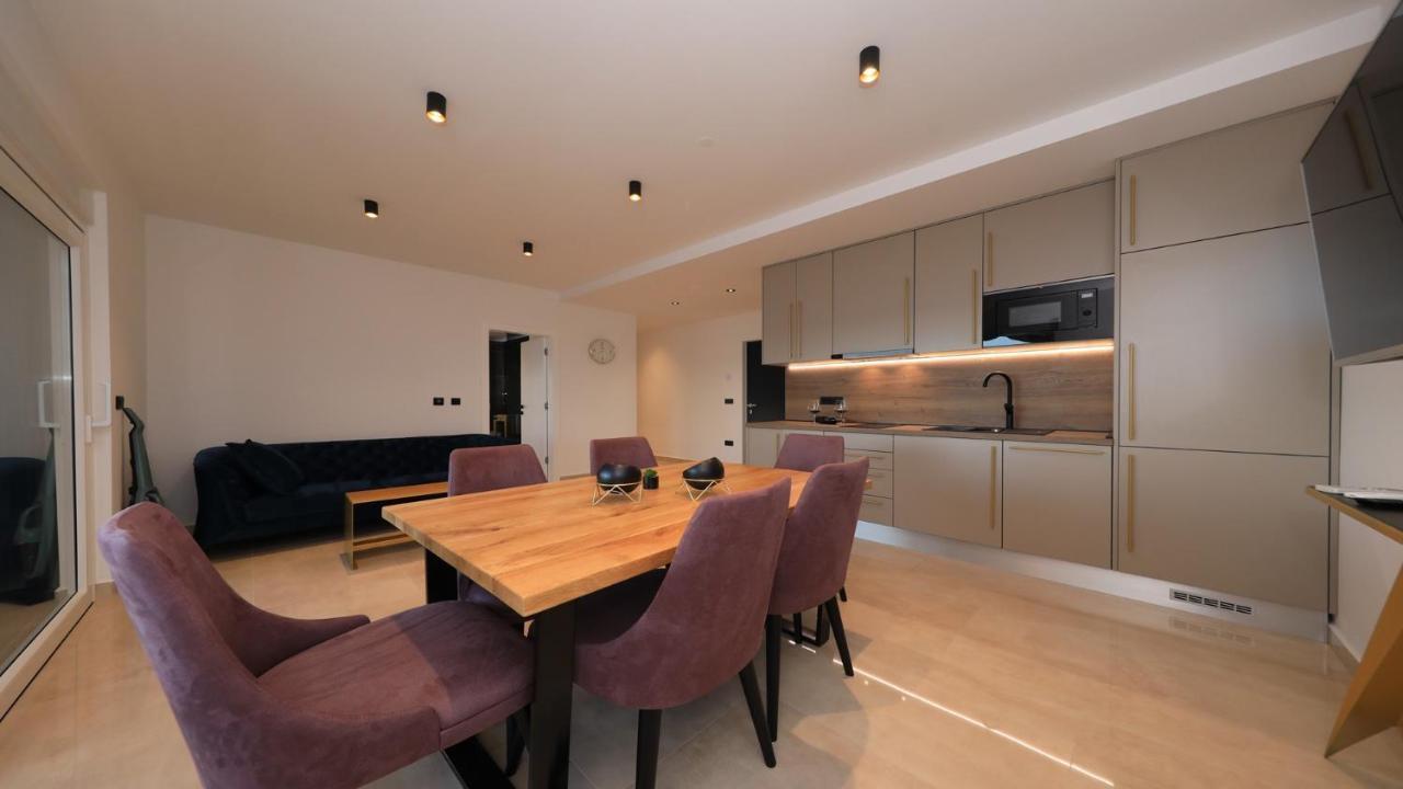 מסלניקה Adastra Apartments מראה חיצוני תמונה